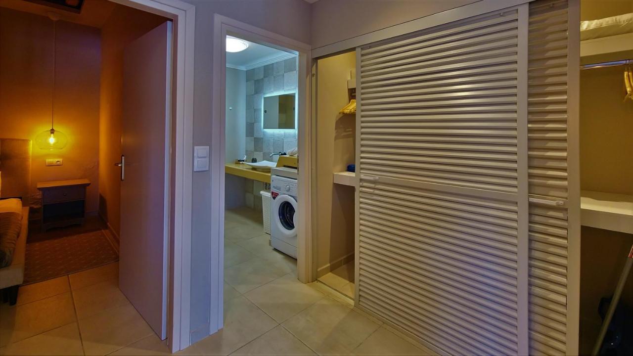 Gratelia Apartment Damnoni Exterior photo